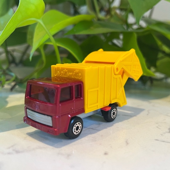 🎈2/$30 - Vtg MATCHBOX Superfast No. 36 REFUSE TRUCK. (c) 1979. - Picture 3 of 8
